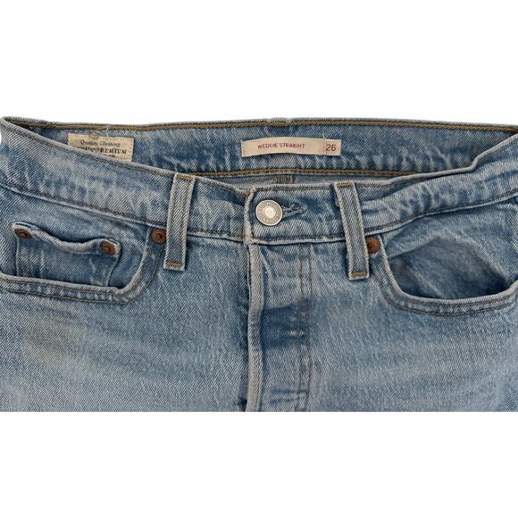 Levi’s Wedgie Straight Button Up Blue Jeans Size 26 - Picture 3 of 3